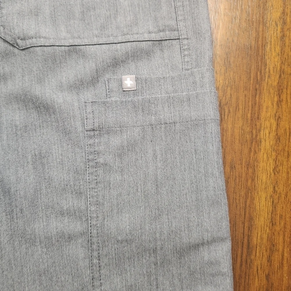 FIGS Men Scrub Cairo Cargo Pants Graphite Size M/S Technical Collection TM3001S